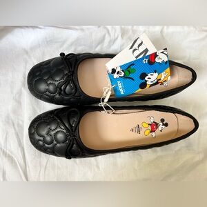 Zara 🌟NWT Mickey flats